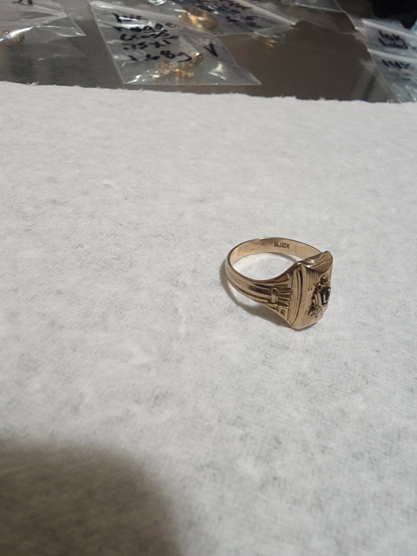 10K Gold High School Graduation Ring