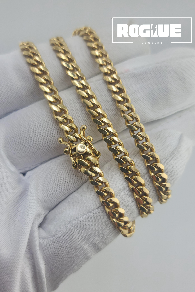 a gold 14k necklace at Rogue Jewelry Store