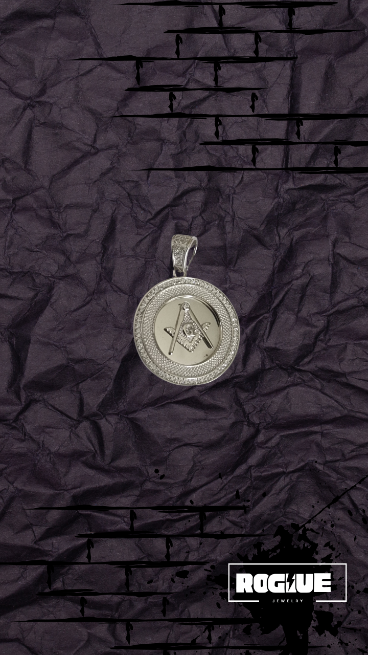 picture of pendant at rogue jewelry store