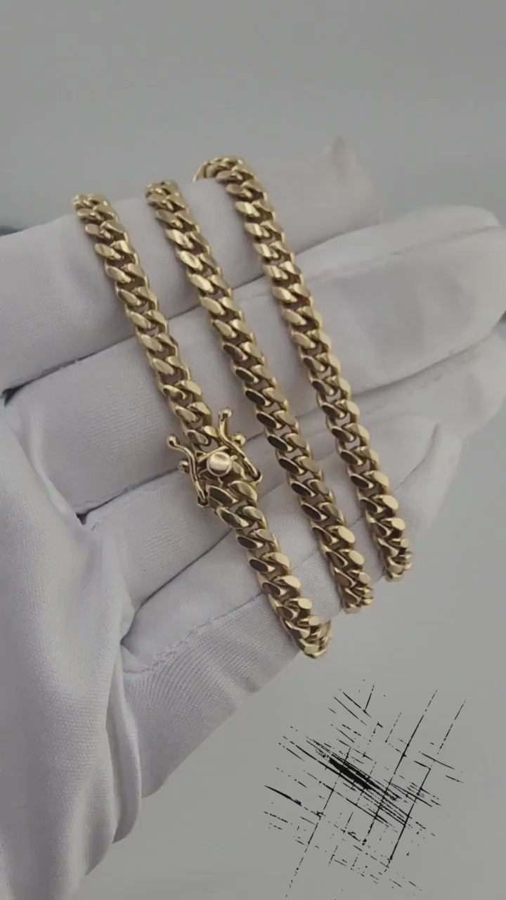 video of 14k necklace