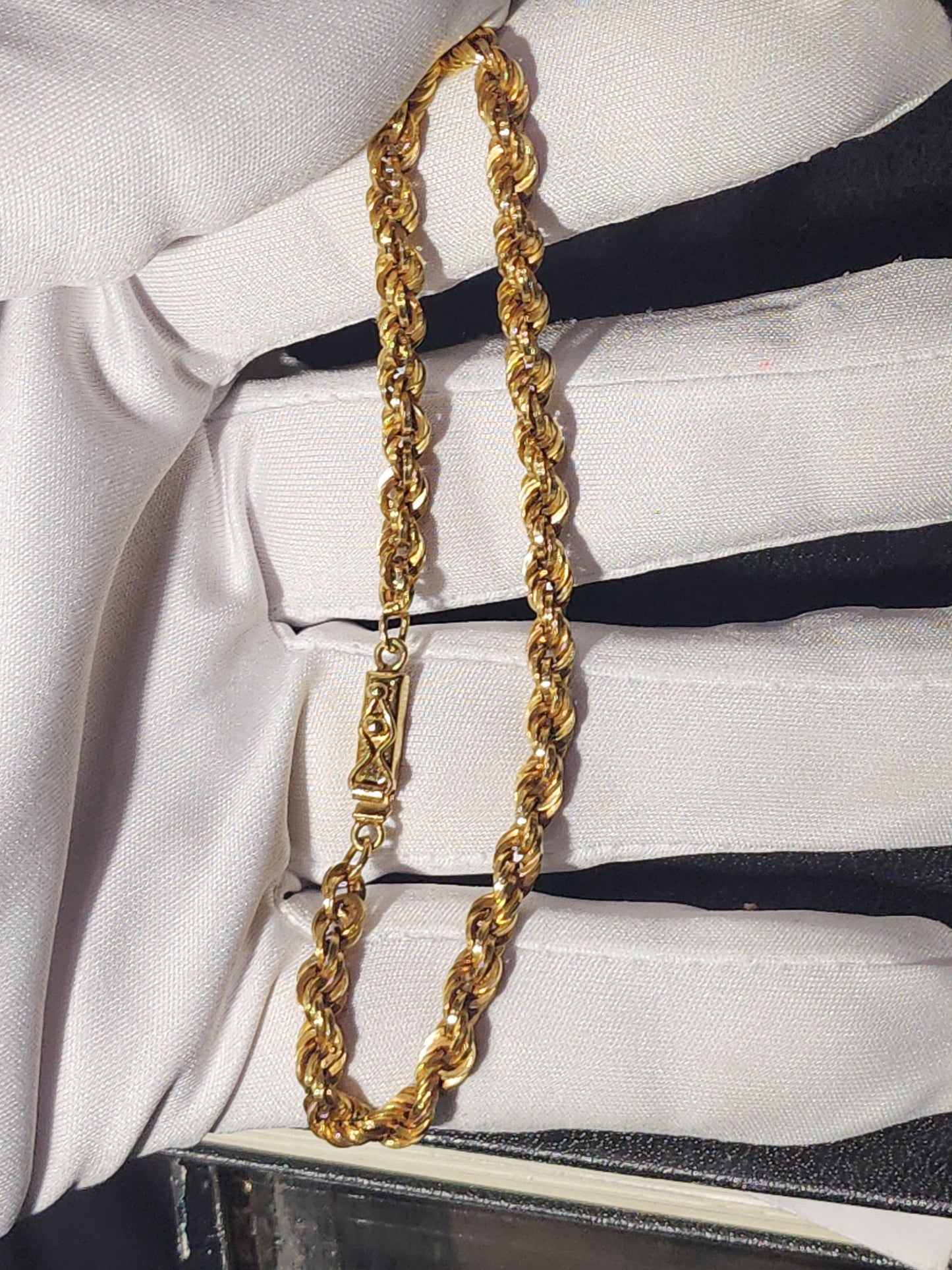 14K Yellow Gold Rope Bracelet – 8” (5.65g)